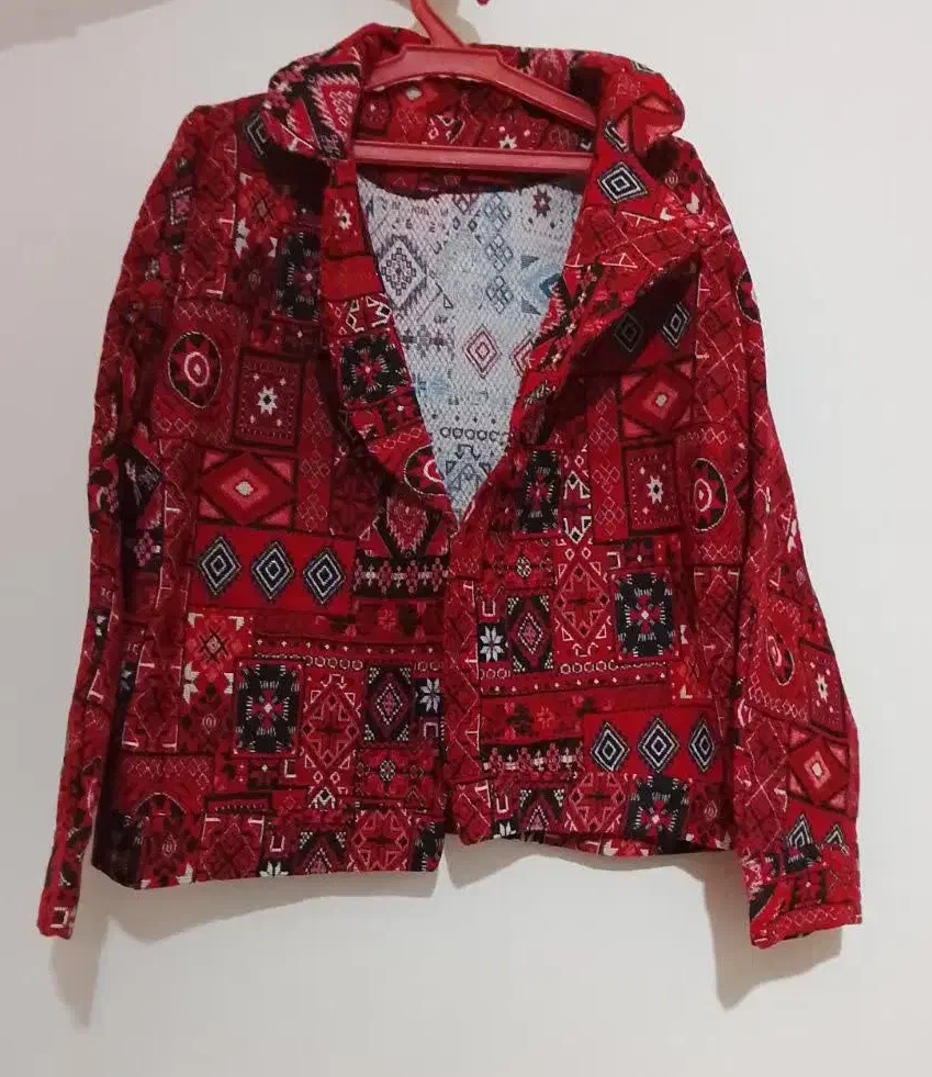 کت زنانه نو|لباس|پرند, فاز ۵|دیوار