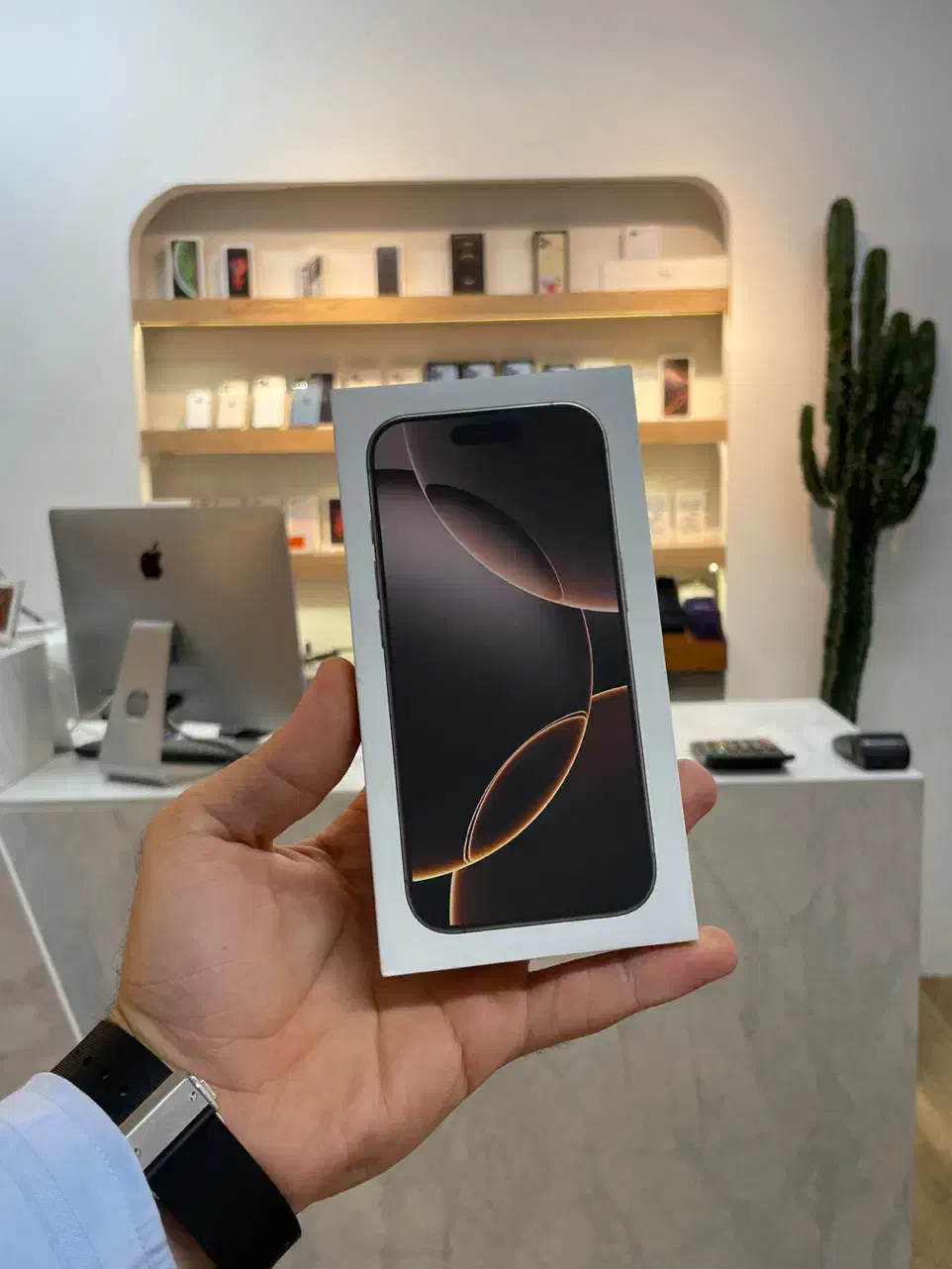 16 pro 256/ZAA|موبایل|شیراز, کوی وحدت|دیوار