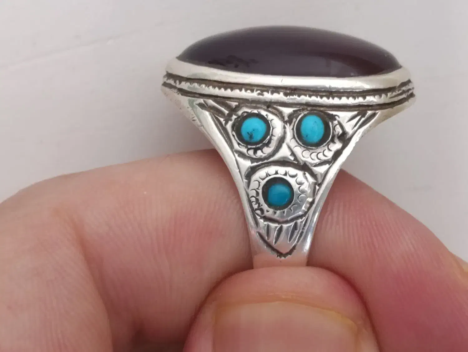 انگشتر نقره|جواهرات|بوئین و میاندشت, |دیوار