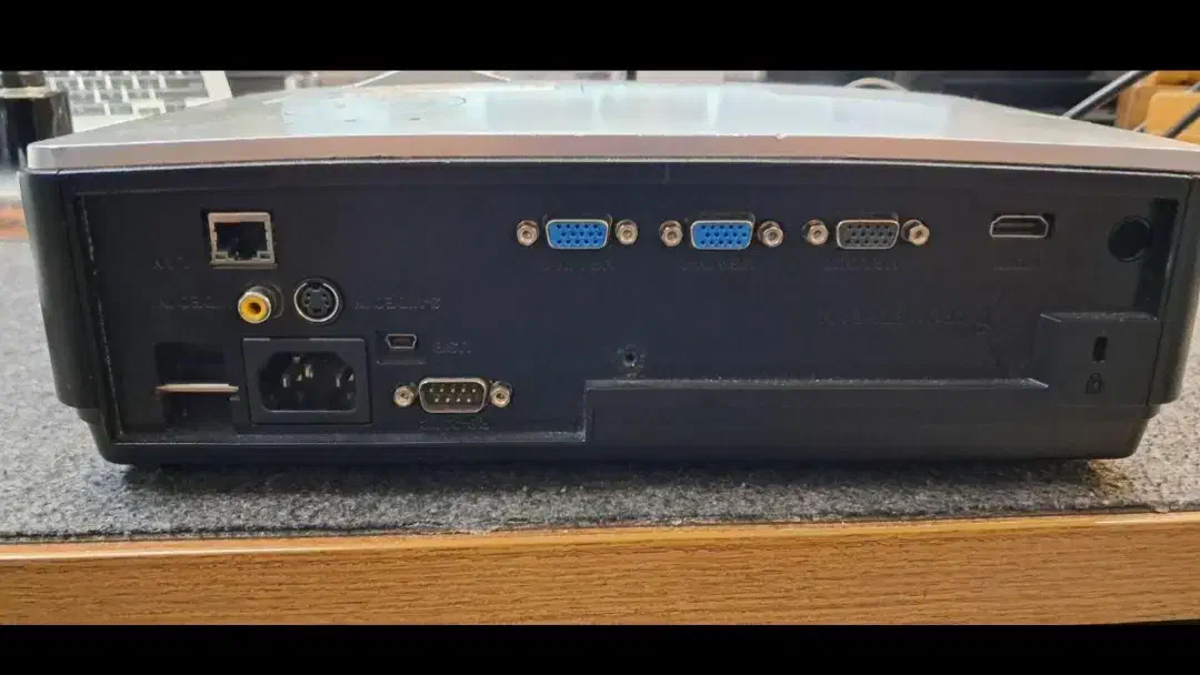 ویدئو پروژکتور استوک پرومتین Promethean PRM-35|تلویزیون و پروژکتور|تهران, فلسطین (میدان انقلاب)|دیوار