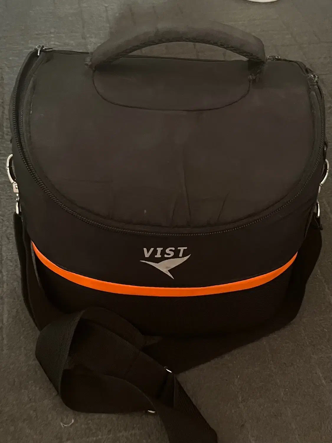 دوربین کانن ۱۳۰۰d لنز ۱۸-۱۳۵|دوربین عکاسی و فیلم‌برداری|تهران, فدک|دیوار