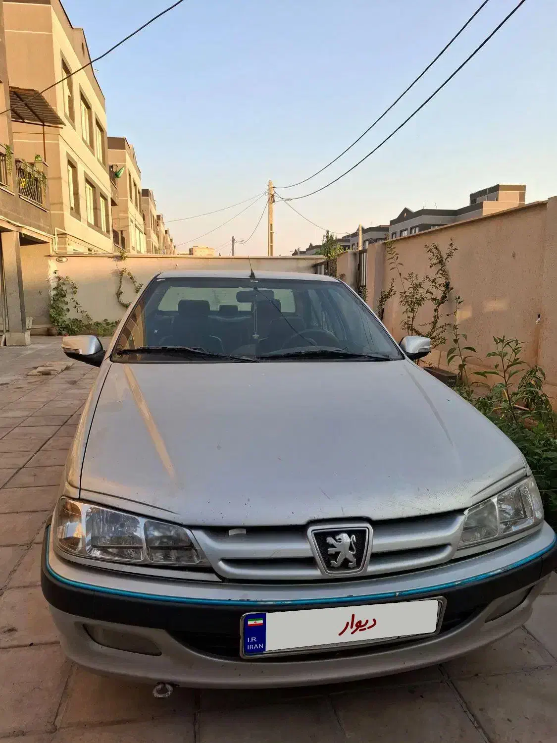 پژوپارس 83|خودرو سواری و وانت|هشتگرد, شهرک بوستان|دیوار