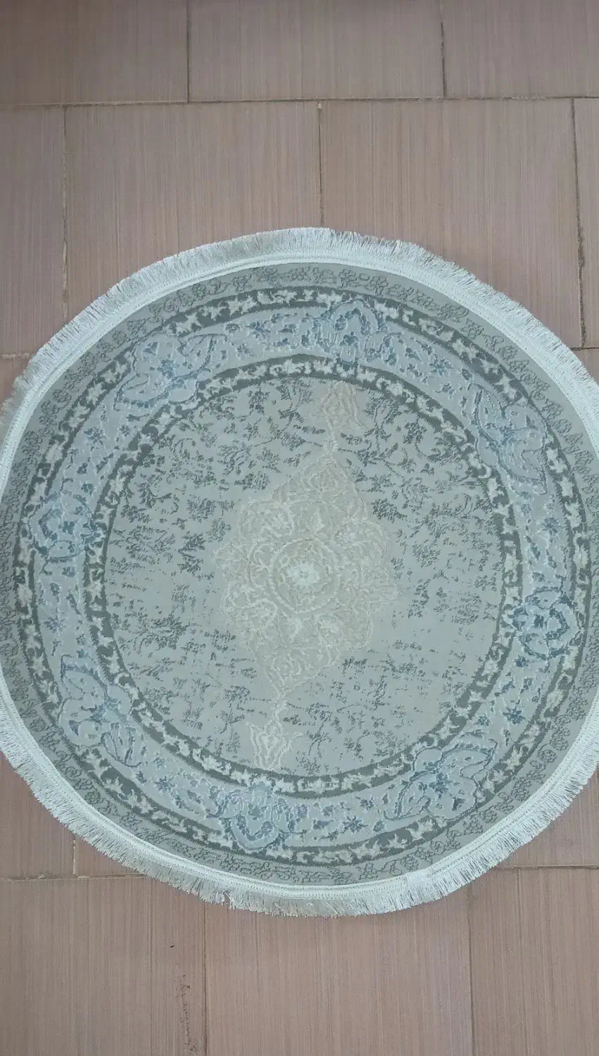 فرش گرد یک در یک|فرش|قرچک, باقرآباد|دیوار