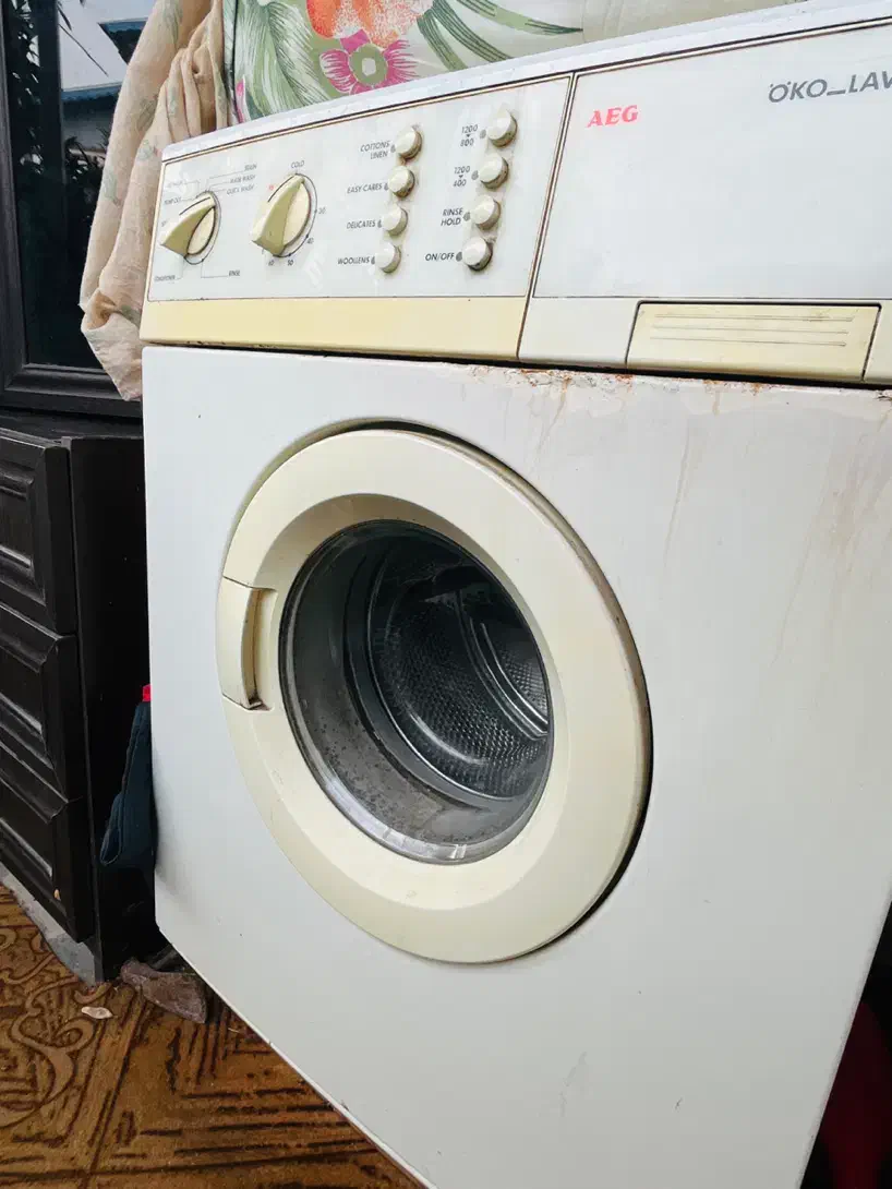 لباسشویی AEG آیگه|ماشین لباسشویی و خشک‌کن لباس|تالش, هشتپر|دیوار