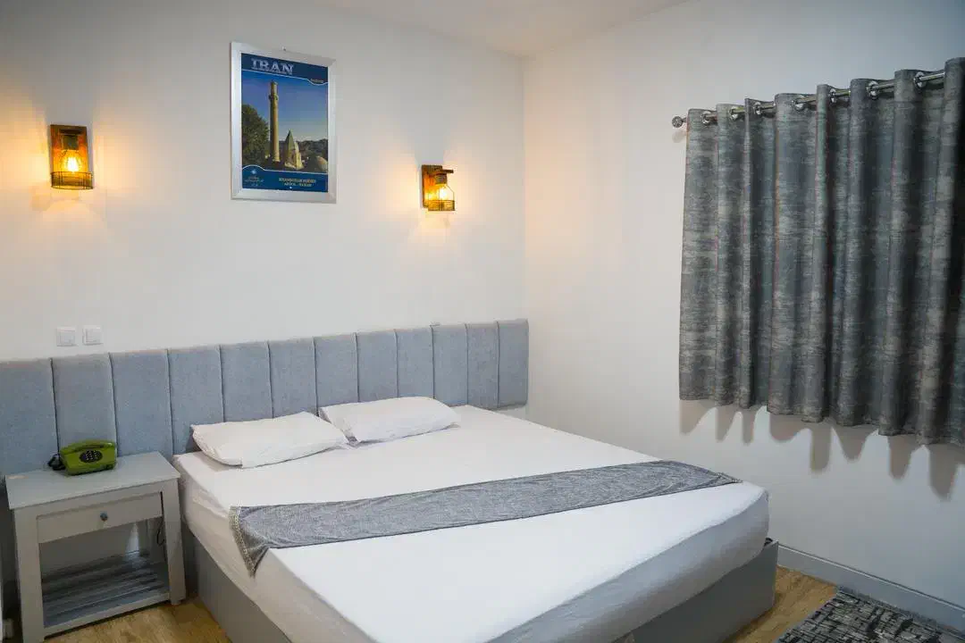 اجاره هتل آپارتمان سوییت سوئیت اقامتگاه|اجارهٔ کوتاه‌مدت آپارتمان و سوئیت|اصفهان, علی قلی آقا|دیوار