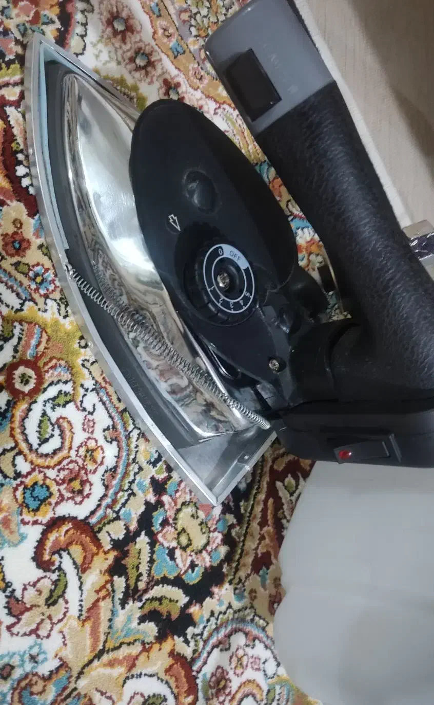 اتو سرمی کیوتکس|اتو و لوازم اتو|نیشابور, شهرک جانبازان|دیوار