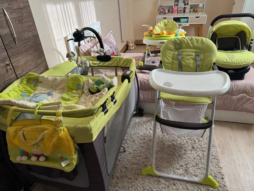 سیسمونی|تخت و سرویس خواب|تربت جام, جامی|دیوار