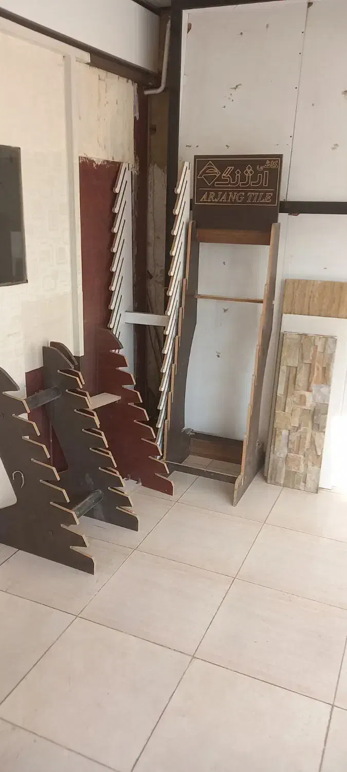 تابلو وپنل سرامیک و کاشی|فروشگاه و مغازه|فولادشهر, زاینده رود|دیوار