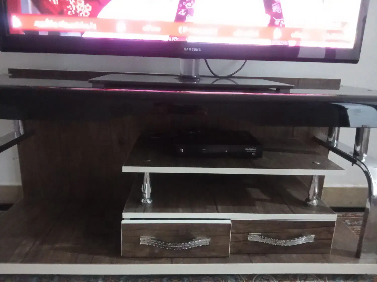 تلویزیون 43اینچ سامسونگ دیجیتال سرخود|تلویزیون و پروژکتور|خرمآباد, |دیوار