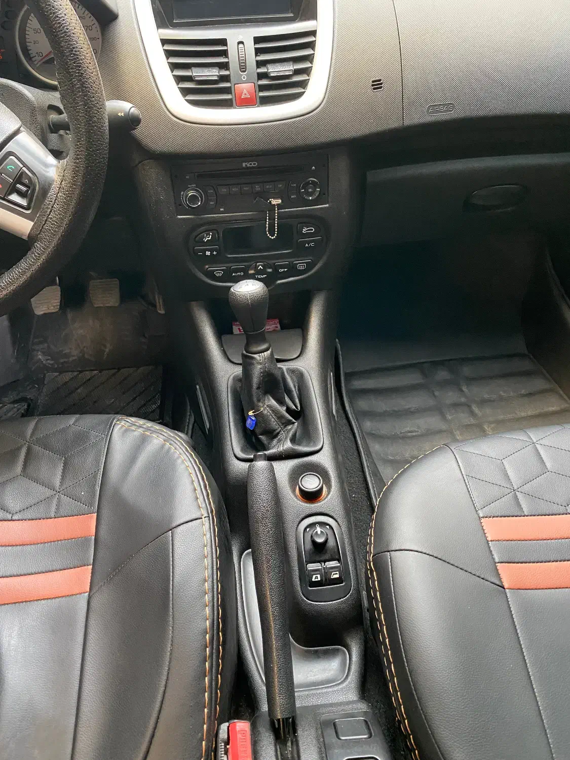 فروش|خودرو سواری و وانت|کرمانشاه, |دیوار