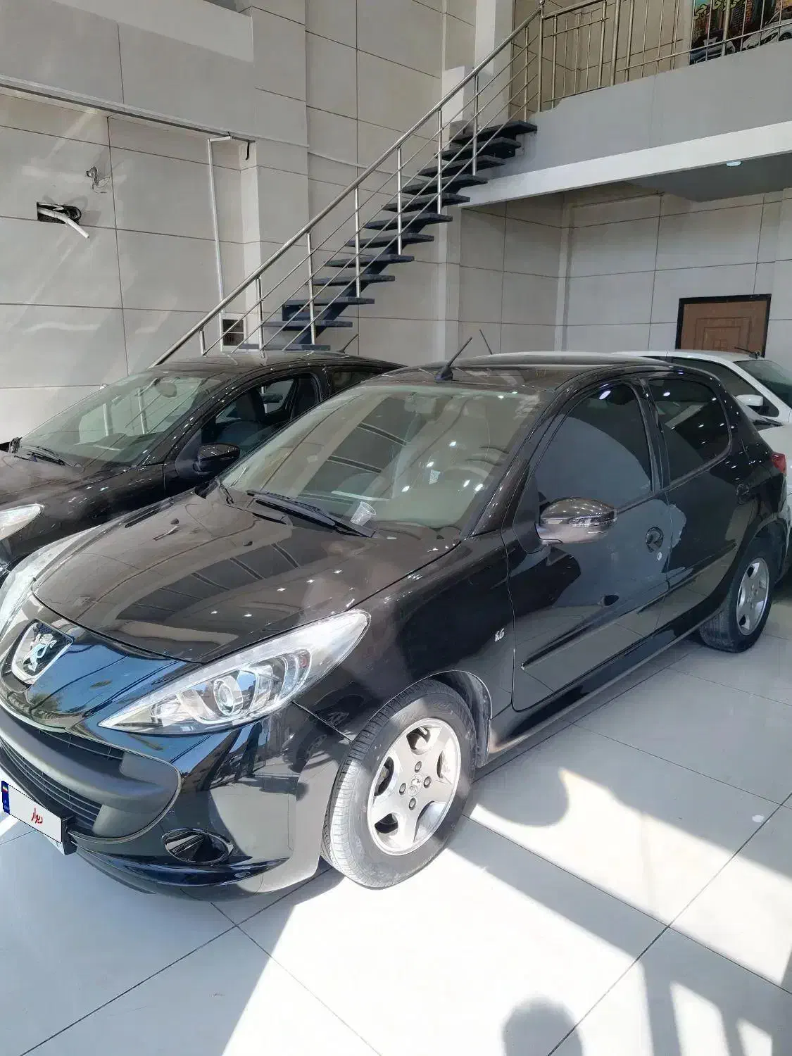 پژو ۲۰۷ اتومات تمام فابریک|خودرو سواری و وانت|شیراز, شهرک ولیعصر|دیوار