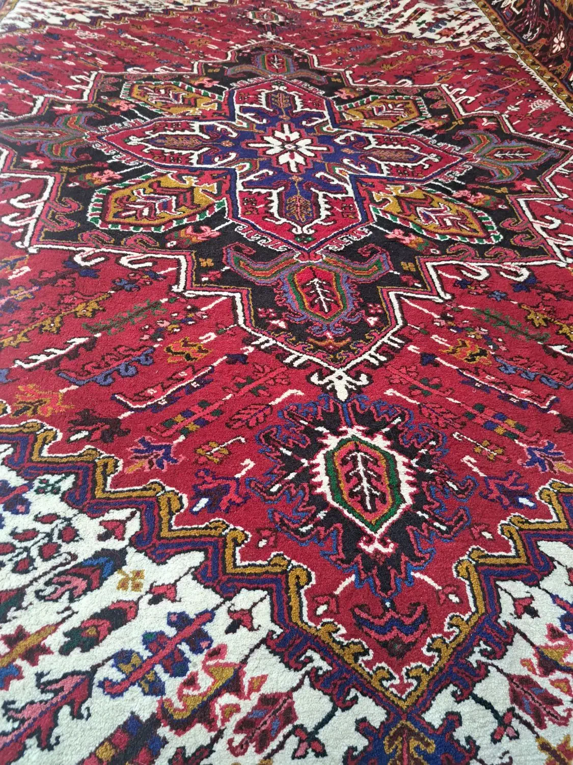 فرش نه متری|فرش|تبریز, |دیوار