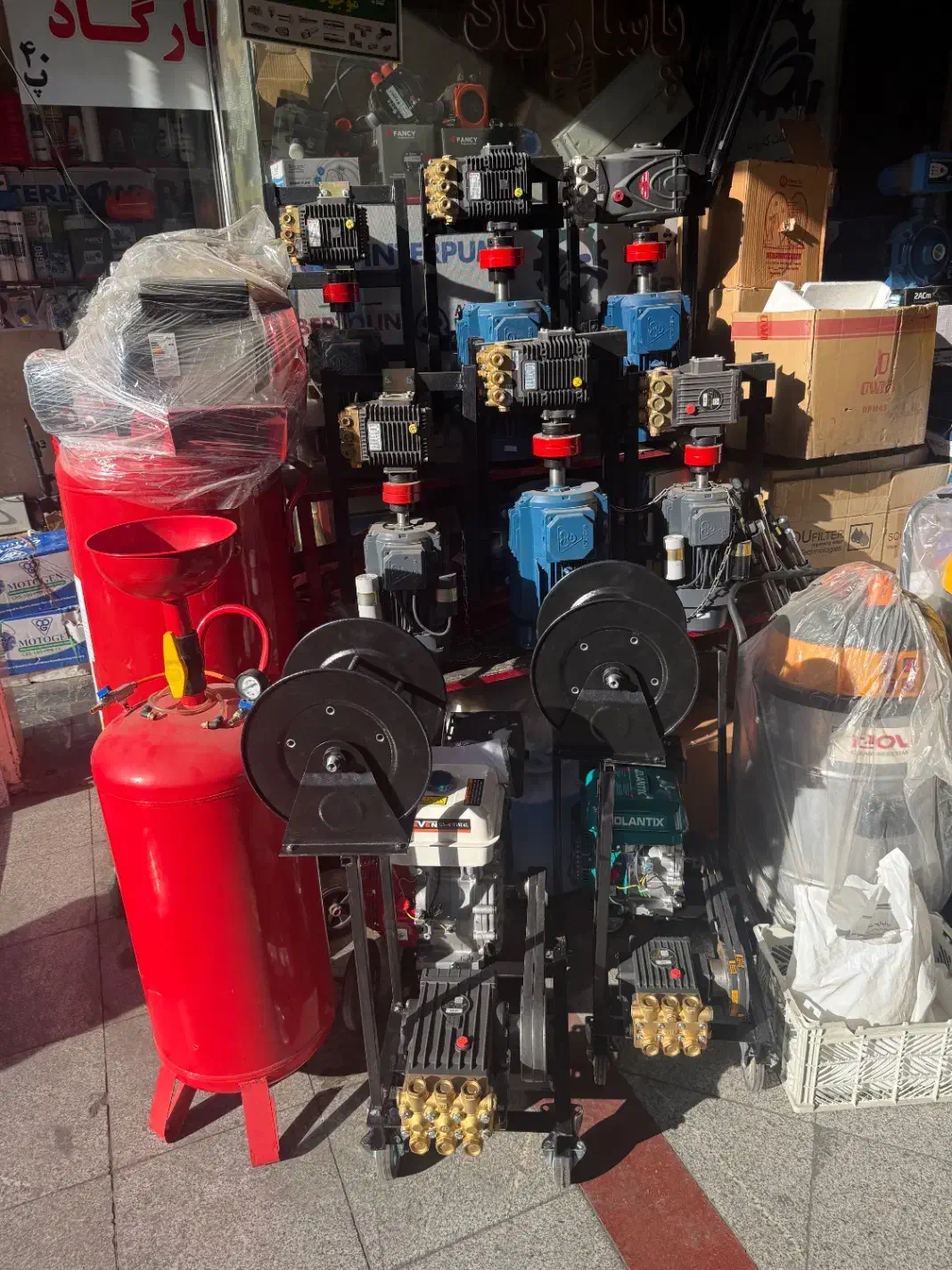 *فروش بی واسطه صفر تا صد لوازم کارواش*|ماشینآلات صنعتی|تهران, بهارستان|دیوار