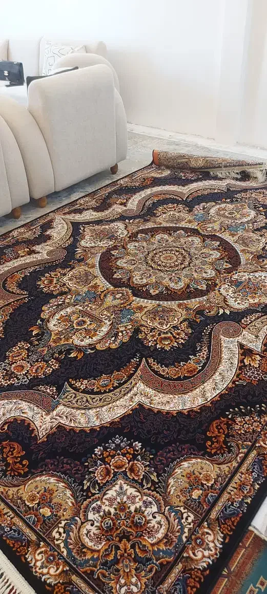 فرش کامل سالم ونوع اصلان پهن نشده بخدا|فرش|بومهن, |دیوار