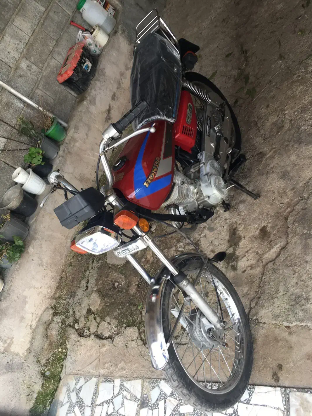 هندا درحد فروشی|موتورسیکلت|سنگر, |دیوار