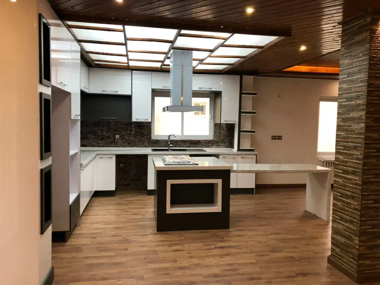 رهن ویلا (ویلا کده)|اجارهٔ خانه و ویلا|نوشهر, |دیوار