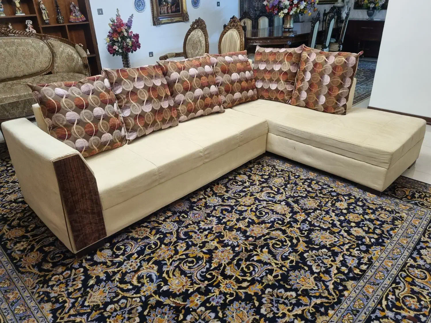 مبل ال ۷ نفره|مبلمان خانگی و میز عسلی|اهواز, ۲۴ متری|دیوار