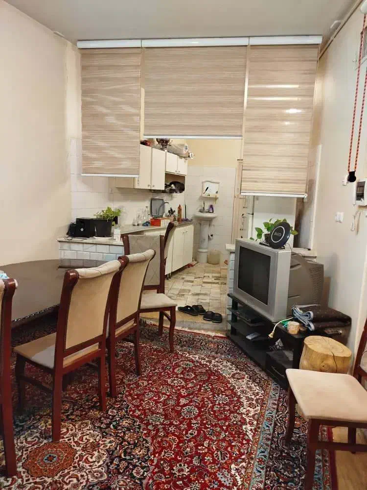 اجاره دفتر کار بر بلوار 15 خرداد طبقه یک|اجارهٔ دفتر کار، اتاق اداری، مطب|قم, سراجه (۱۵ خرداد)|دیوار