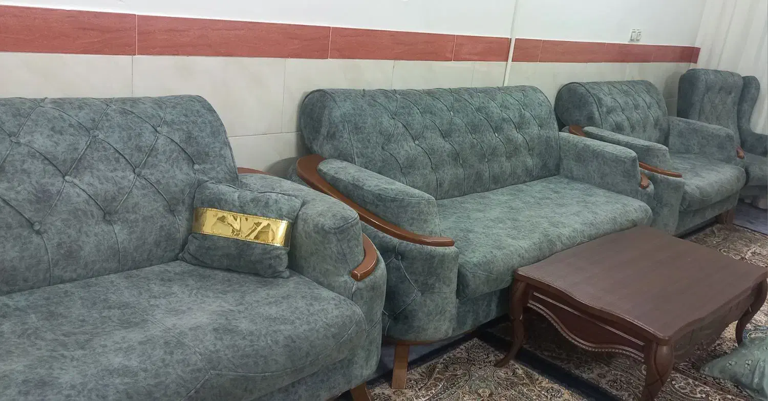 مبل ۹نفر|مبلمان خانگی و میز عسلی|قم, نخودی|دیوار