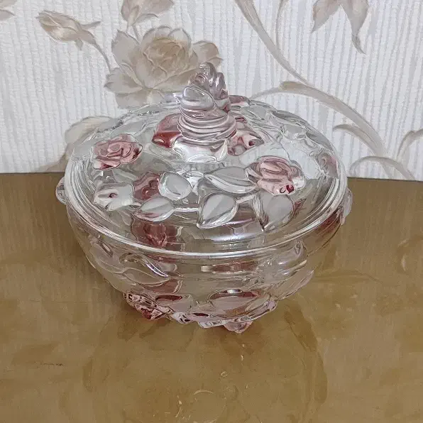 ظروف ناتاشا ولیلی مجنون|ظروف سرو و پذیرایی|تبریز, |دیوار