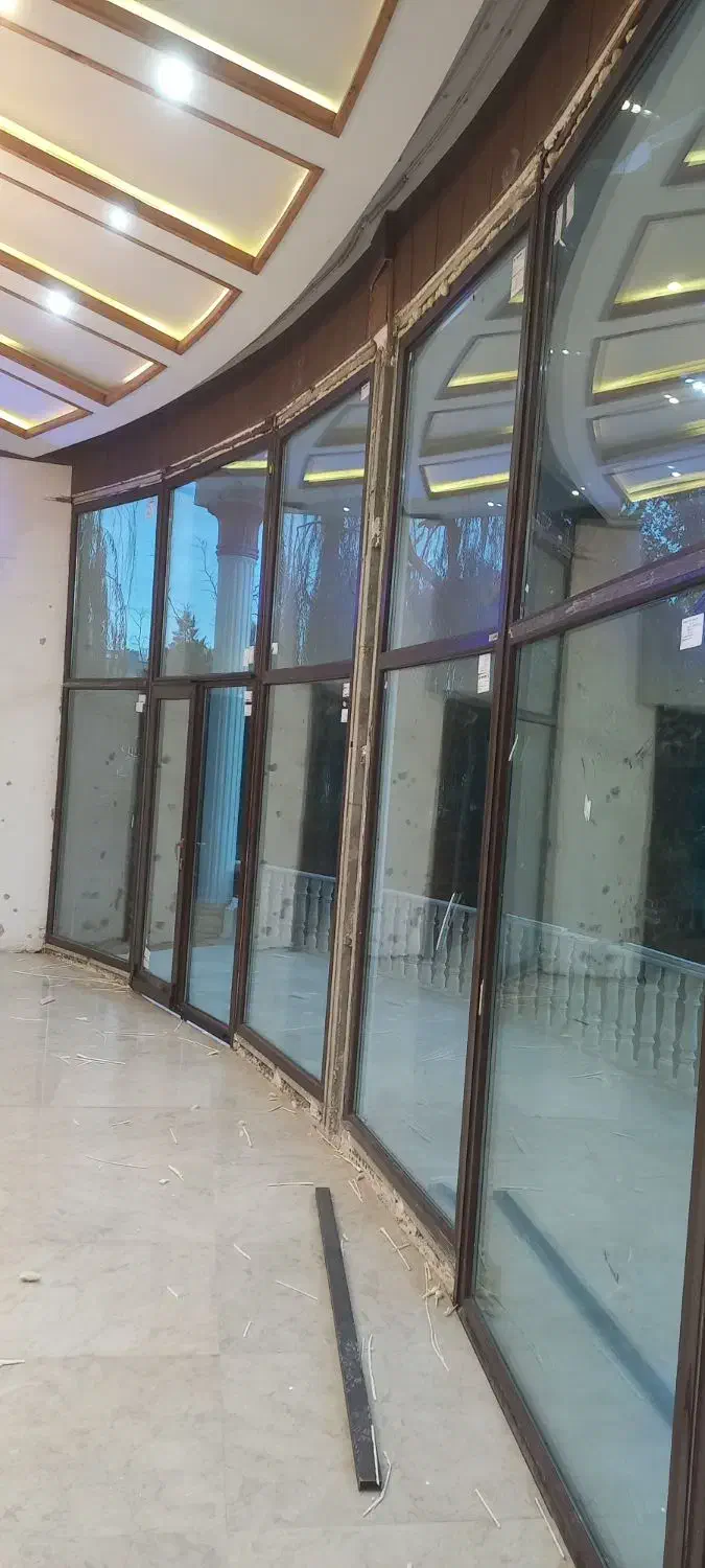 خدمات درب و پنجره UPVC و آلومینیومی|خدمات پیشه و مهارت|اصفهان, مشکین|دیوار