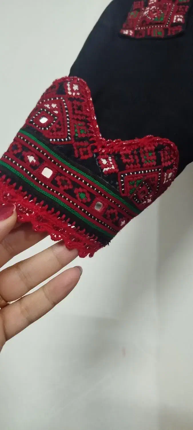 مانتویی عبایی زی استین|گلیم، جاجیم، گبه|زاهدان, |دیوار