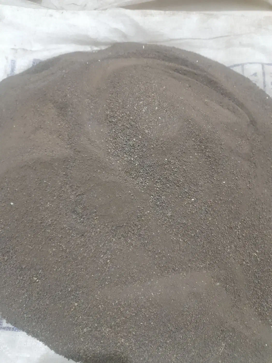 فروش خاک آهن مگنتیت خالص۷۰درصد|مصالح و تجهیزات ساختمان|تربتحیدریه, شهرک ولیعصر|دیوار