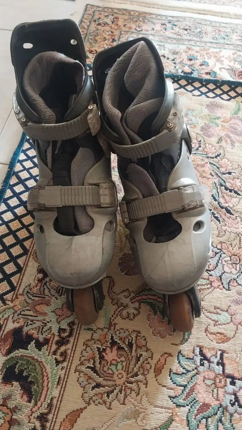 دو عدد اسکیت|دوچرخه، اسکیت، اسکوتر|اصفهان, عسگریه|دیوار