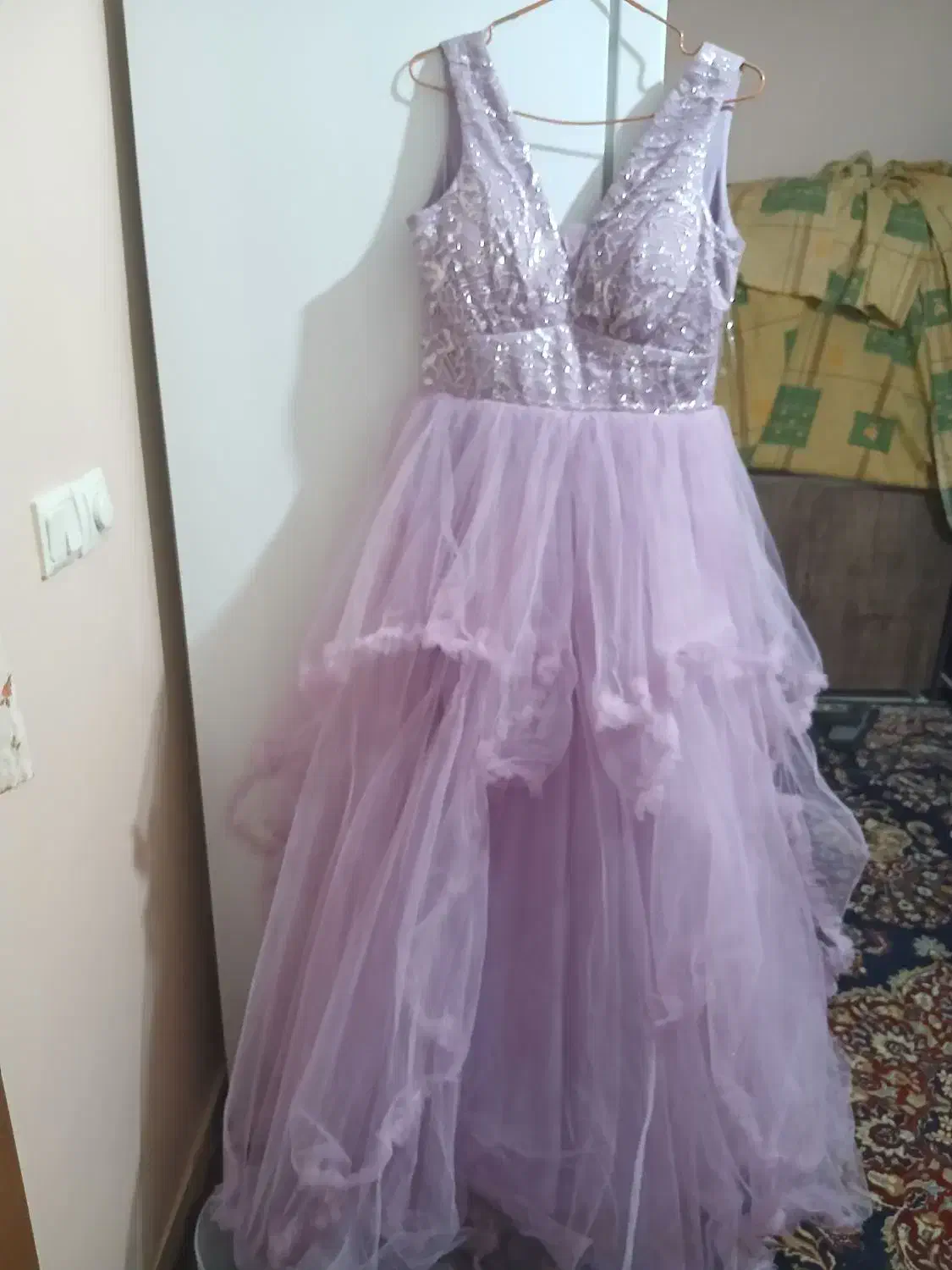 لباس مجلسی|لباس|دزفول, |دیوار