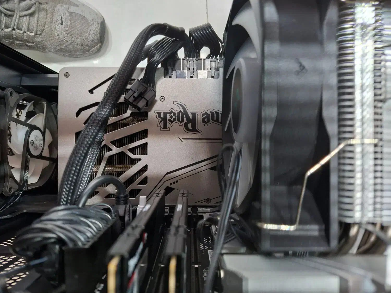 کارت گرافیگ rtx 3080 gamerockگیم راک 10g|قطعات و لوازم جانبی رایانه|مشهد, کوی المهدی|دیوار