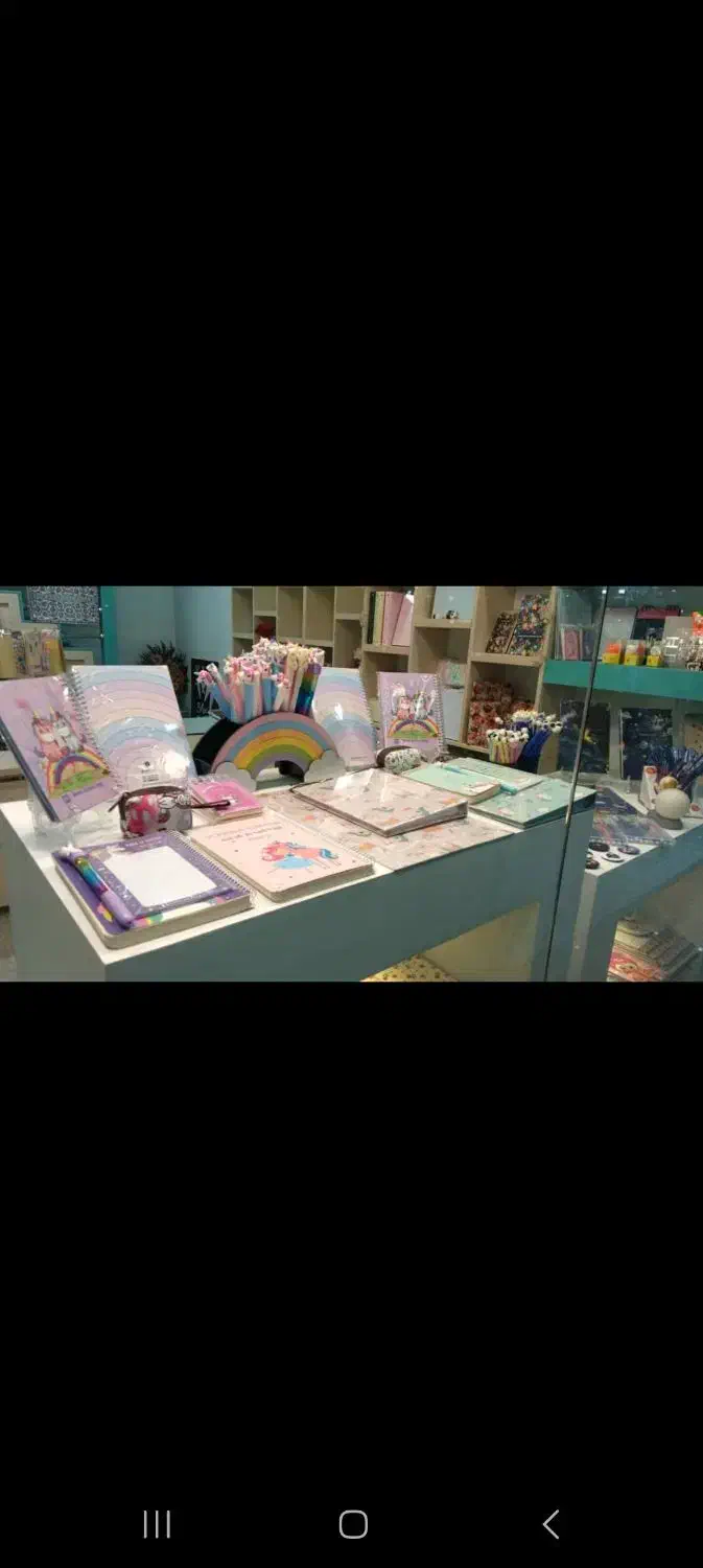 فروش لوازم تحریر نو و فانتزی به علت جمع آوری مغازه|حراج|شیراز, شهرک قمشه|دیوار