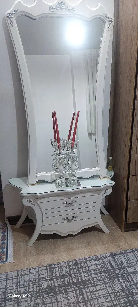 اینه|آینه|اصفهان, فردوان|دیوار