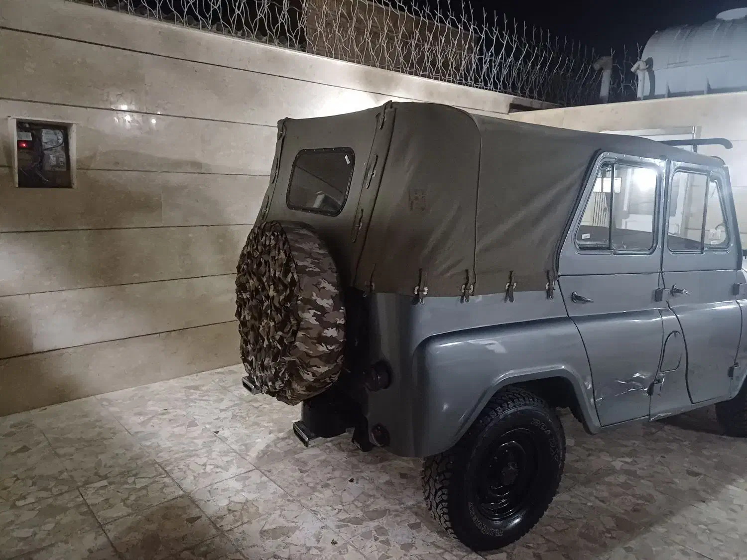 جیپ اوواز روسی|خودرو کلاسیک|شاهینشهر, شهرک صنعتی|دیوار