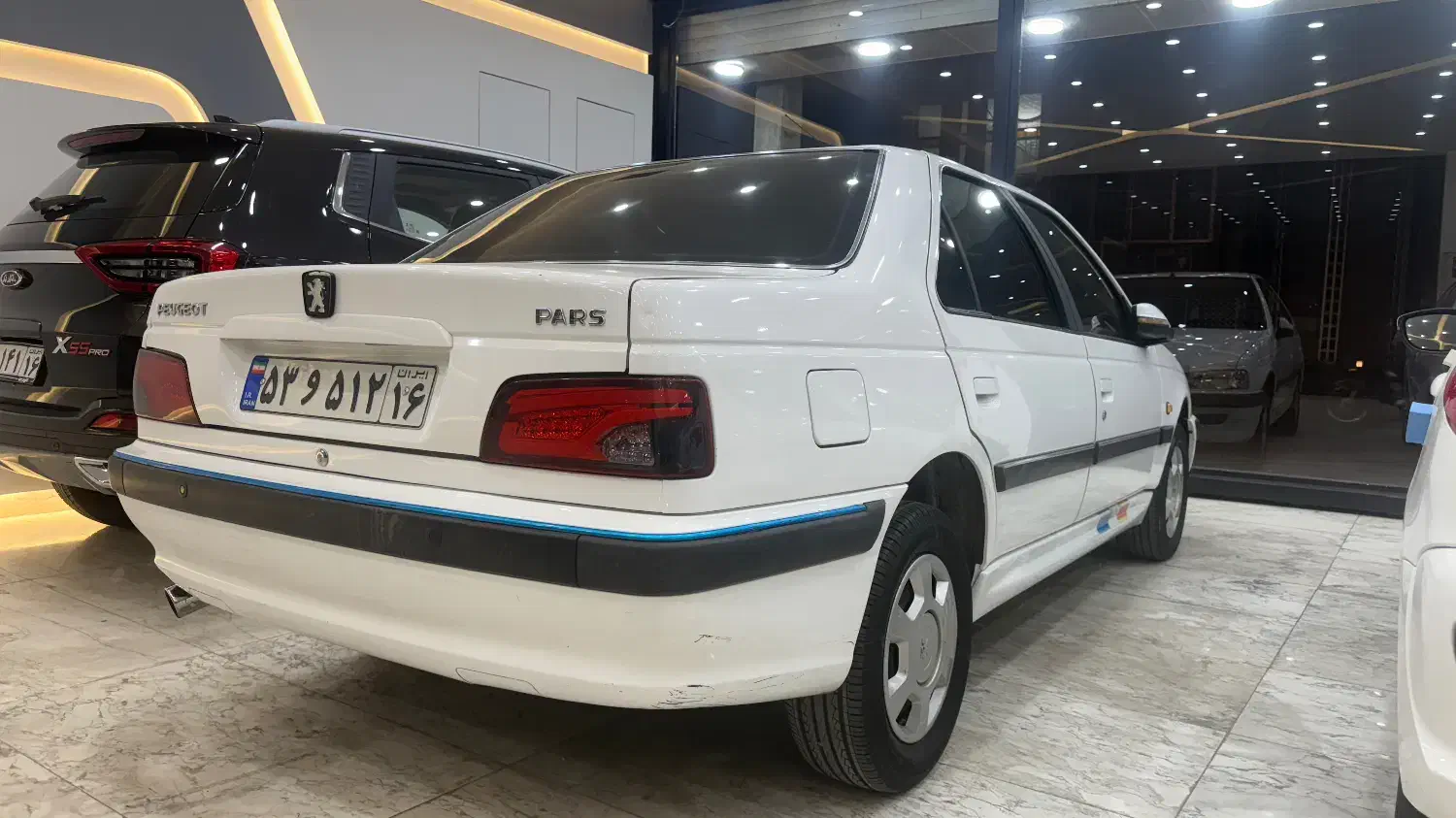 پژو پارس ۱۴۰۰ بی رنگ سفید|خودرو سواری و وانت|قم, تولید دارو و یخچال|دیوار