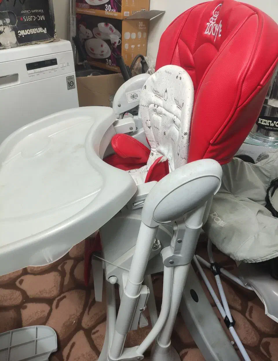 صندلی غذای کودک|تخت و صندلی بچه|قم, باغ کرباسی|دیوار