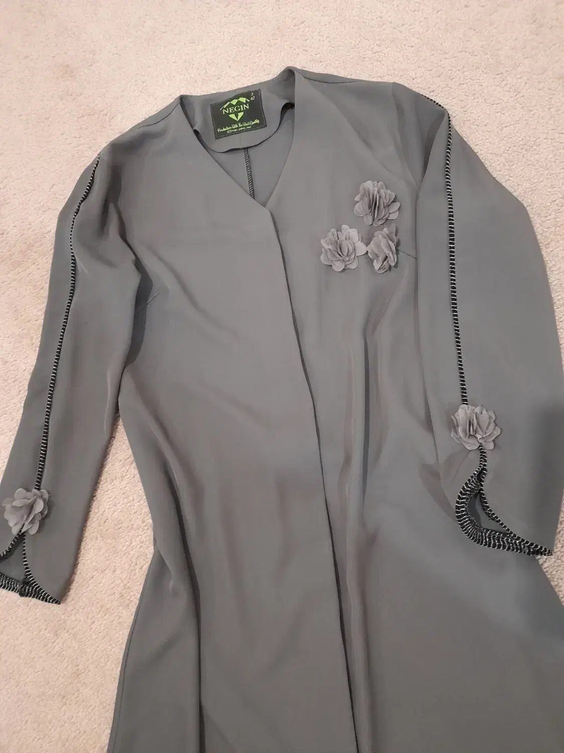 تعدادی مانتو|لباس|ملایر, |دیوار