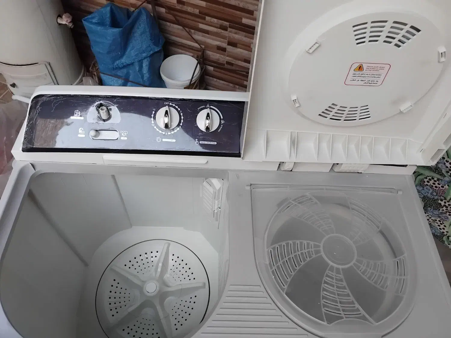 لوازم برقی|ماشین لباسشویی و خشککن لباس|قم, قلعه کامکار|دیوار