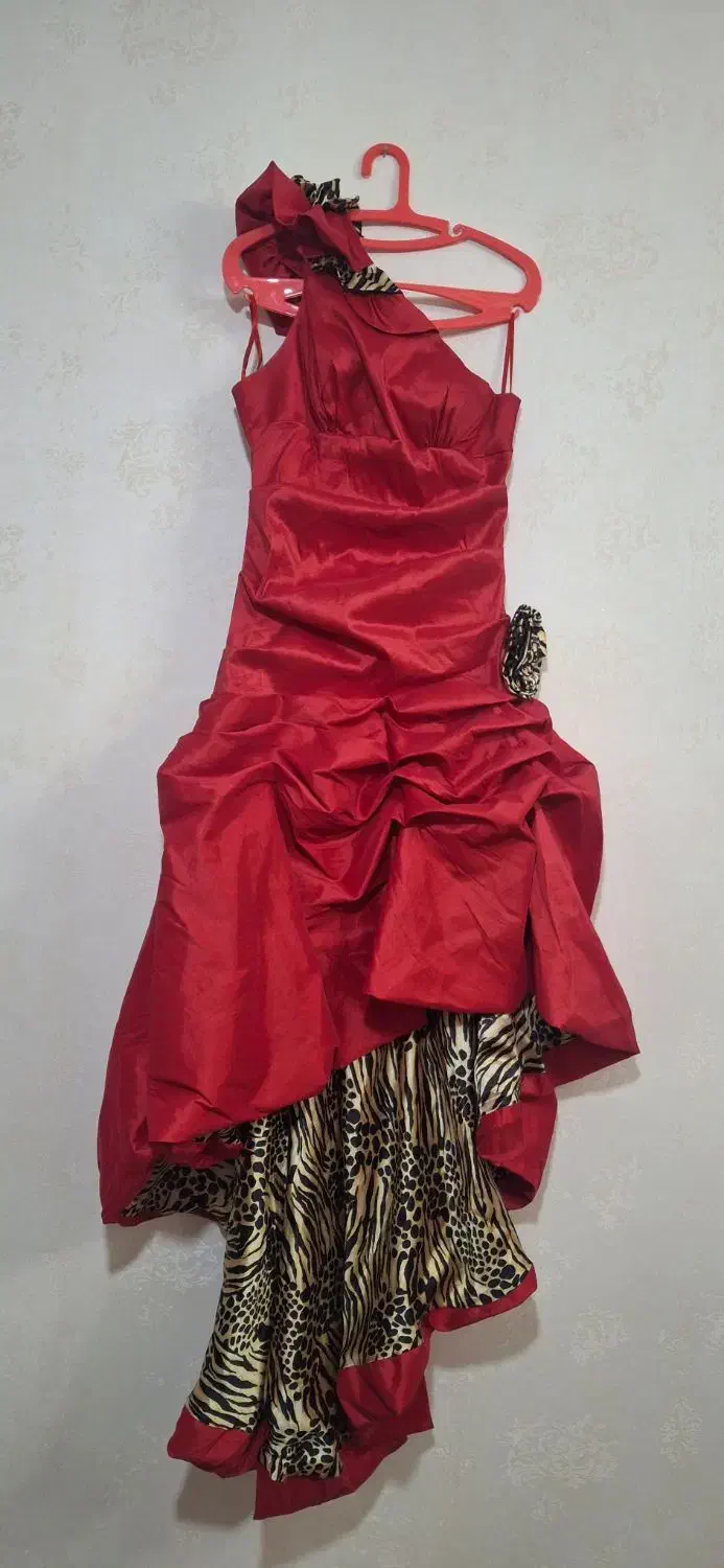 پیراهن و کت مجلسی در حد نو|لباس|نهاوند, |دیوار