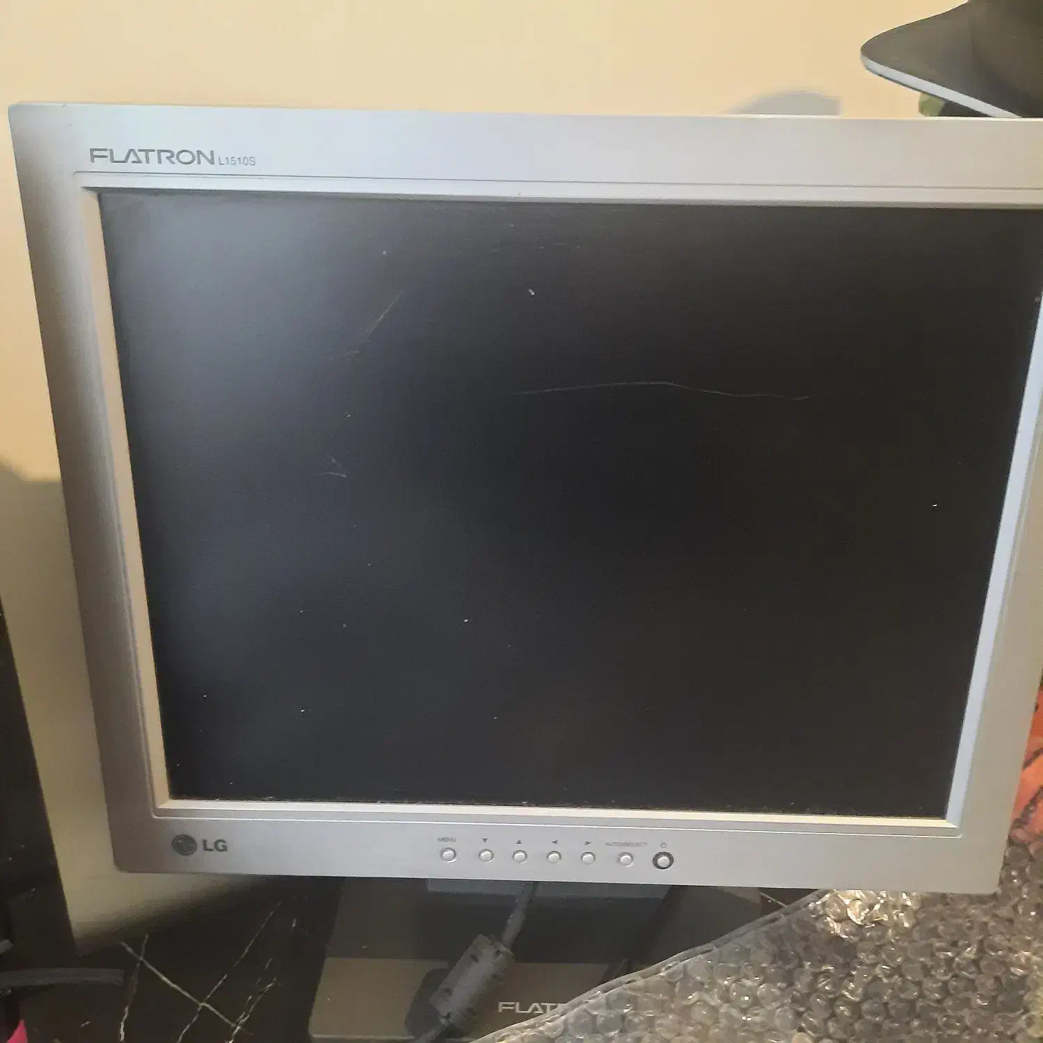 مانیتور الجی ۱۵|قطعات و لوازم جانبی رایانه|تهران, زعفرانیه|دیوار