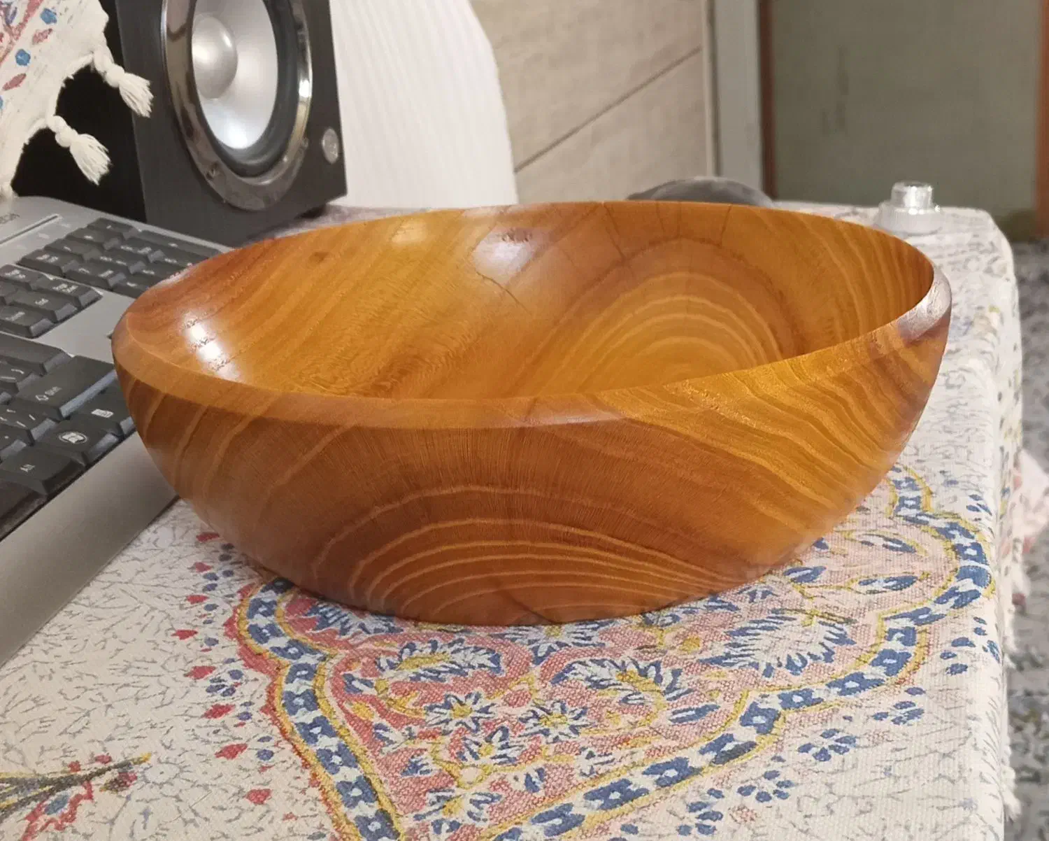 تولیدظروف چوبی وساعت دیواری کلبه چوب اردکان|ظروف سرو و پذیرایی|اردکان, |دیوار