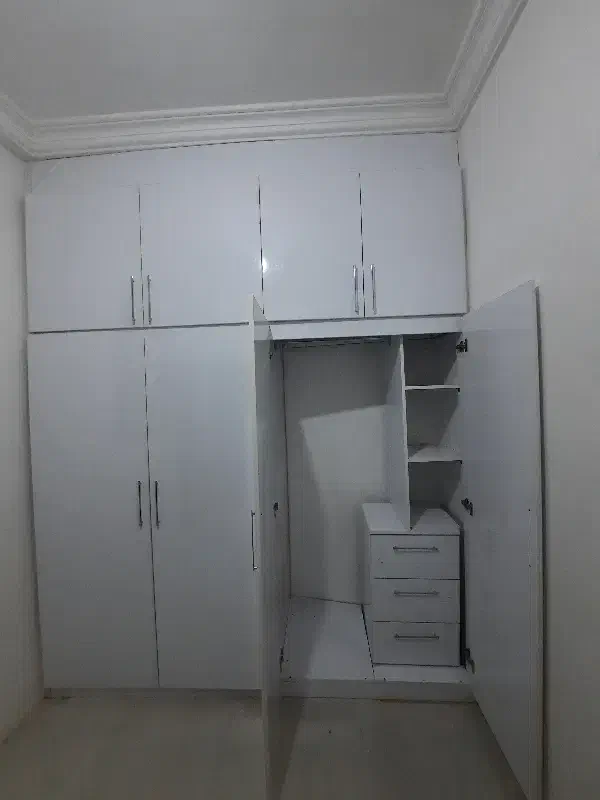 کمد کلافی|جاکفشی، کمد، دراور|رشت, توشیبا|دیوار