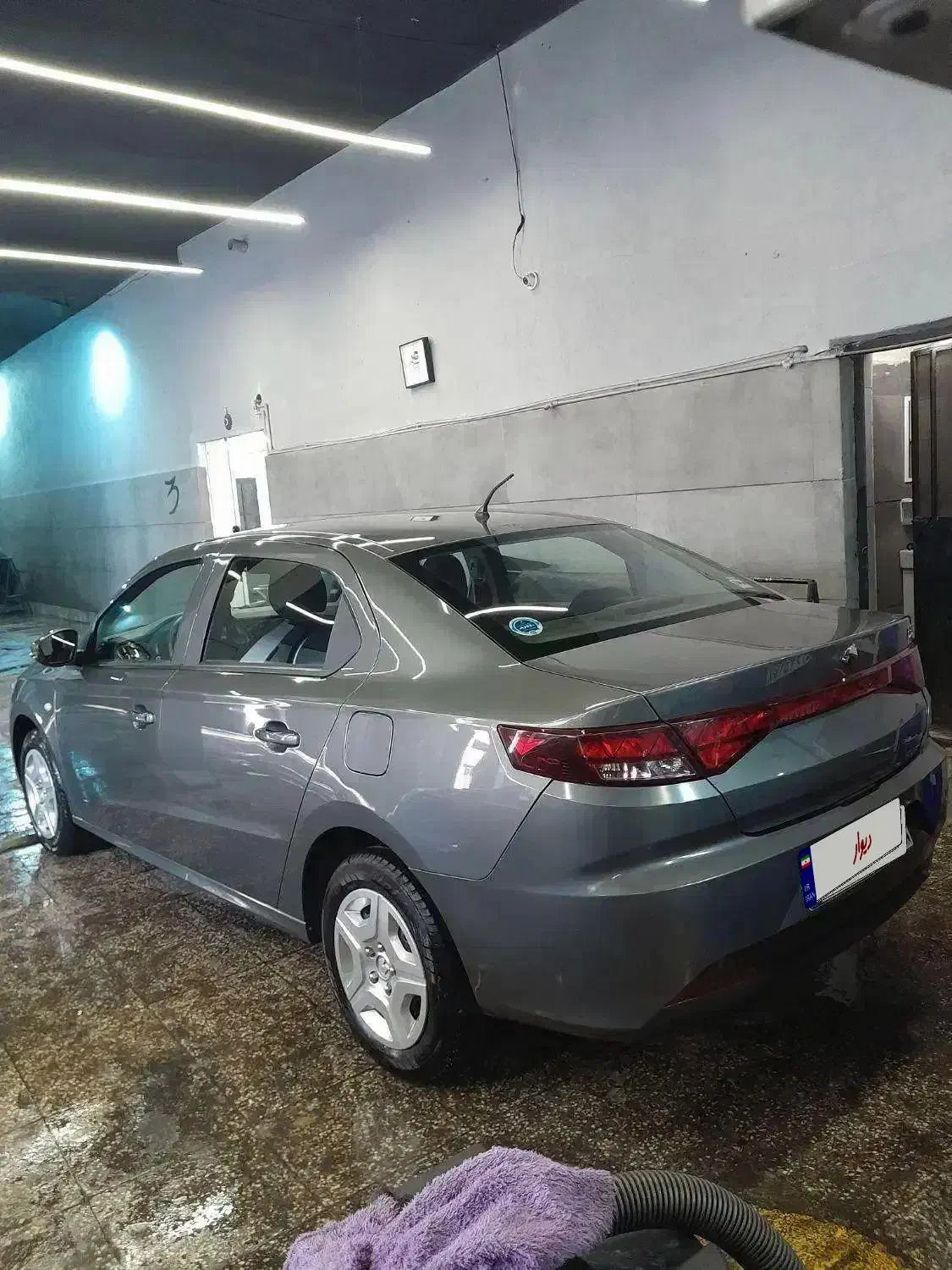 تارا مدل۴۰۳ خاکستری دنده|خودرو سواری و وانت|کرج, گلشهر|دیوار