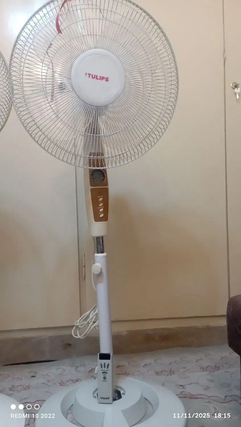 پنکه ایستاده تولیپس نونو پنکه سانی در حد نو|پنکه و تصفیه‌کنندهٔ هوا|تهران, دروازه شمیران|دیوار