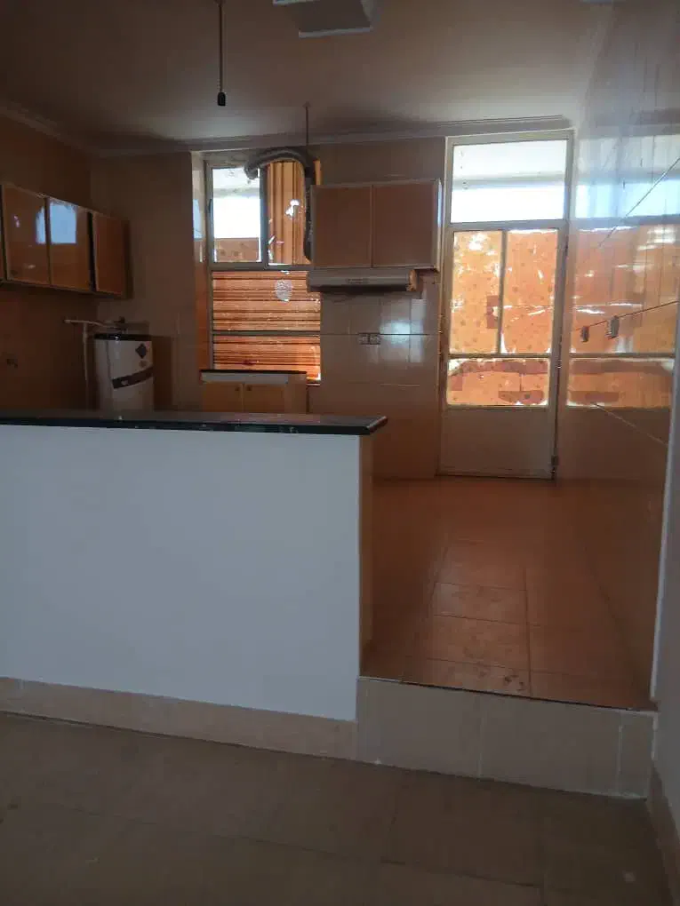 آپارتمان طبقه اول|اجارهٔ آپارتمان|جیرفت, |دیوار