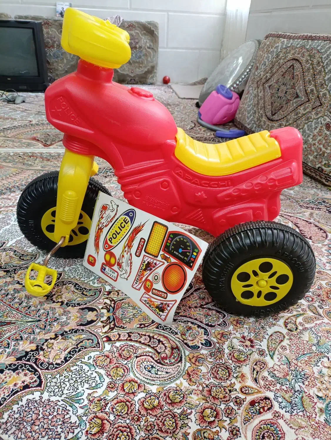 سه چرخه واسباب بازی برای سیسمونی ورق بزنید|اسباب‌بازی بچه|قم, کیوانفر|دیوار