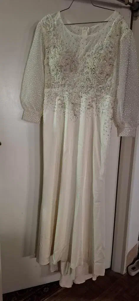 لباس مجلسی|لباس|شریفآباد, |دیوار