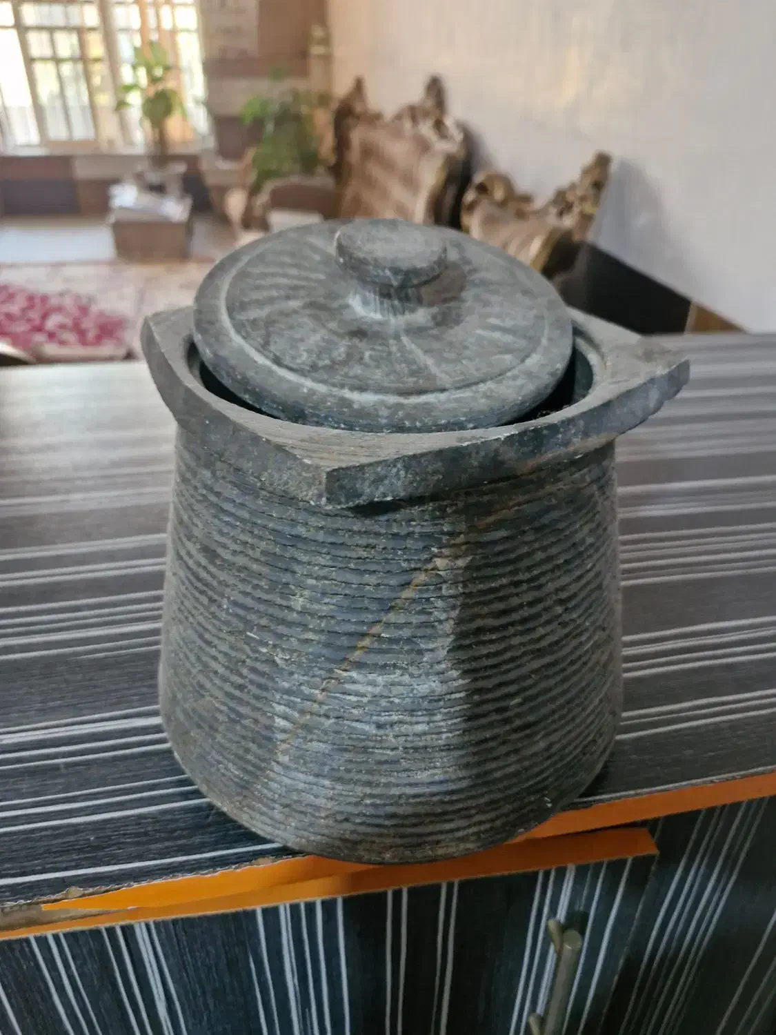 دیگ سنگی|ظروف پخت‌وپز|شیراز, درکی|دیوار