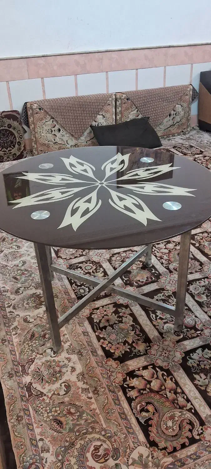 میز غذا خوری|میز و صندلی غذاخوری|قم, ولیعصر|دیوار