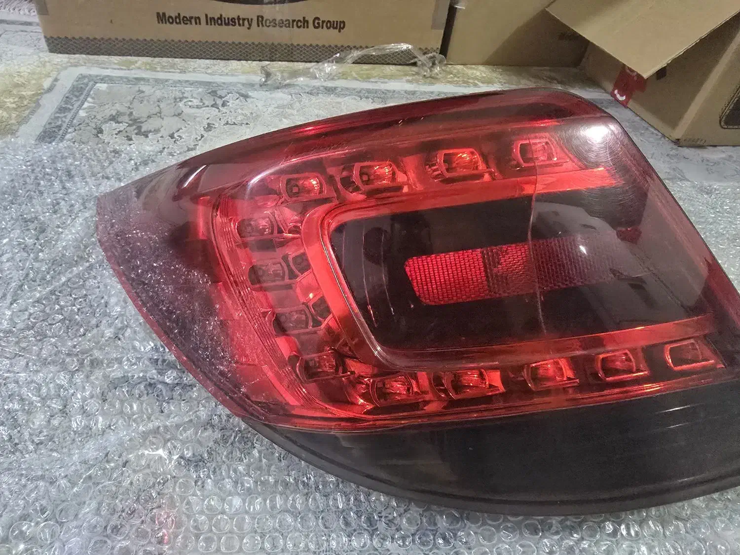 چراغ عقب دنا معمولی|قطعات یدکی و لوازم جانبی|قدس, شهرقدس|دیوار