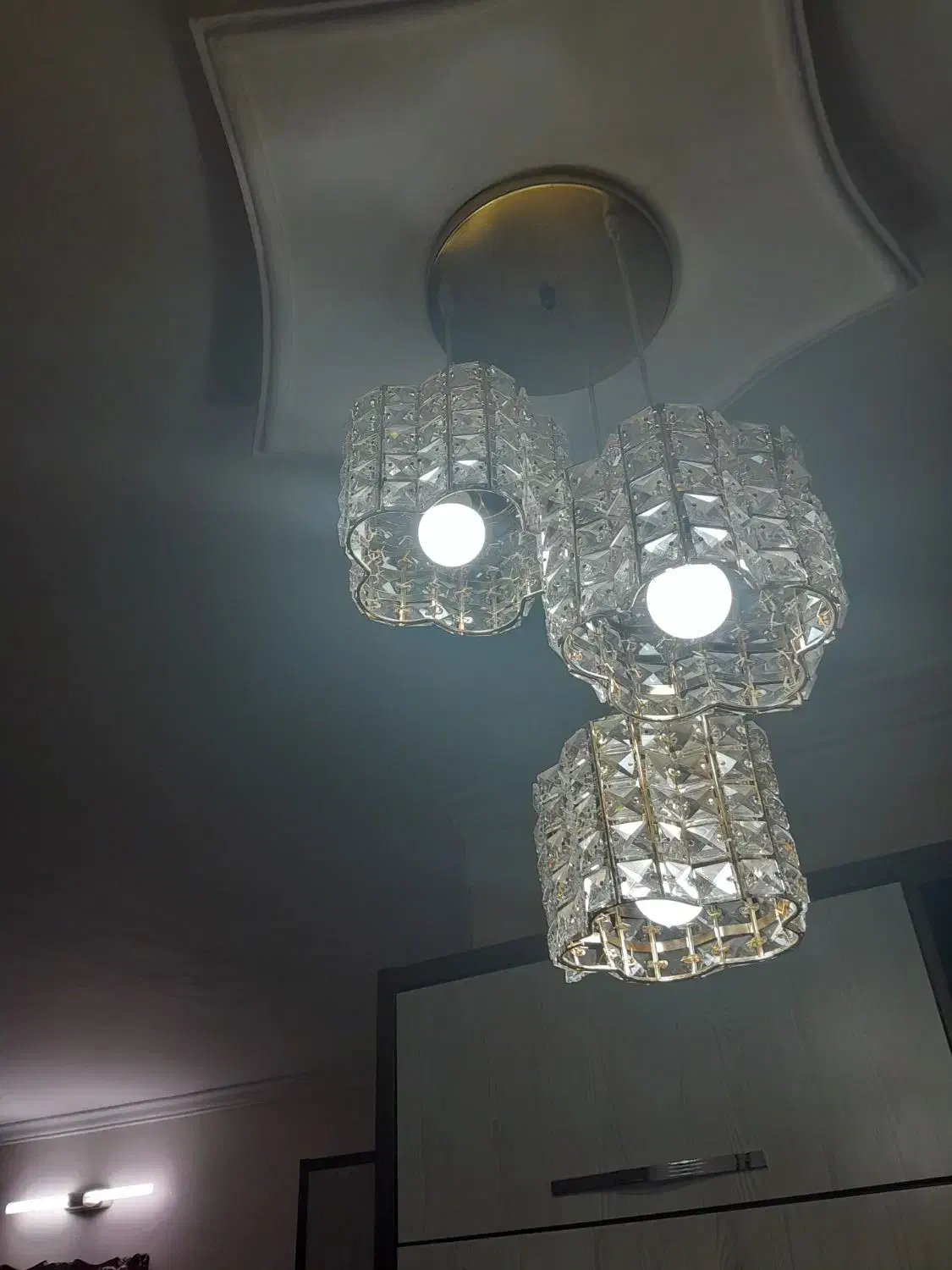 لوستر بسیار شیک|لوستر و چراغ آویز|تهران, سجاد|دیوار